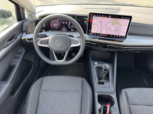 VW Golf Variant 2.0 TDi Life Top-Preis