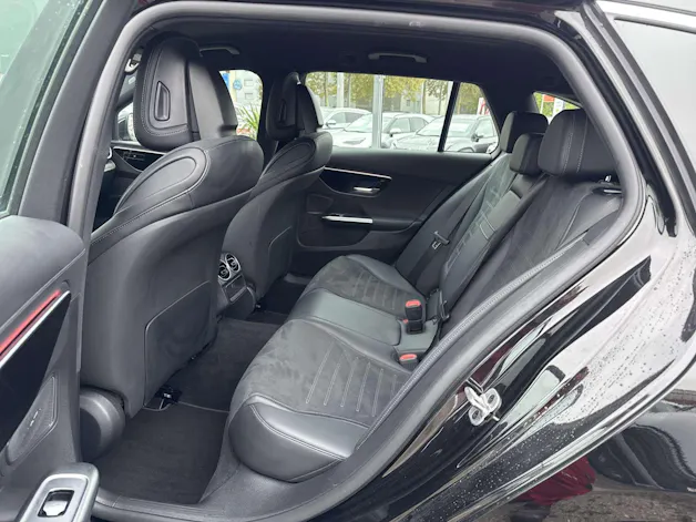 MERCEDES-BENZ C 300 T AMG-Line 259PS Automat
