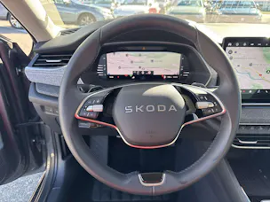 SKODA Octavia Combi 2.0 TDi Selection Tour DSG-Automat