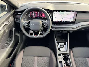 SKODA Octavia Combi 2.0 TSi RS 265PS DSG-Automat
