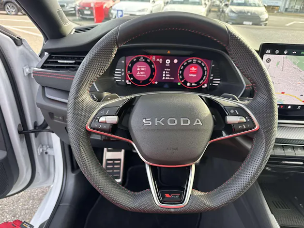 SKODA Octavia Combi 2.0 TSi RS 265PS DSG-Automat