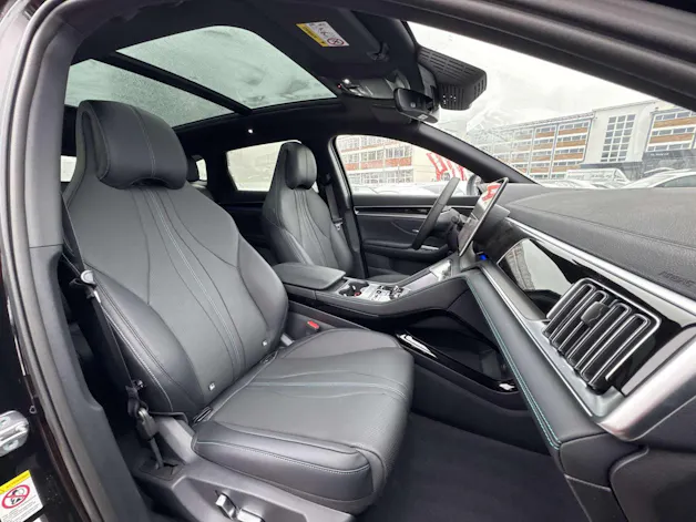 BYD Seal U DM-i PHEV Design AWD 324PS Automat