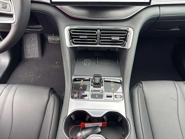 BYD Seal U DM-i PHEV Design AWD 324PS Automat