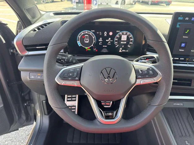 VW T-Roc 1.5 eTSi mHEV R-Line DSG-Automat