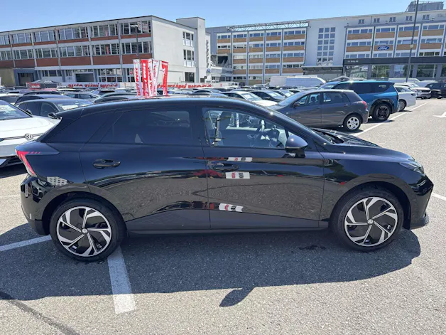 MG 4 EV 64kWh Premium Facelift Automat