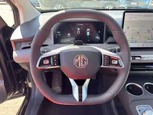 MG 4 EV 64kWh Premium Facelift Automat