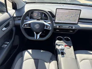 MG 4 EV 64kWh Premium Facelift Automat