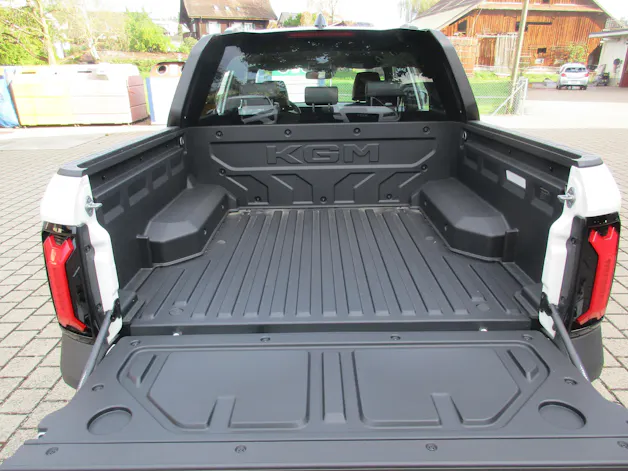 KGM -SsangYong Musso 80,6 kWh Platinum 4WD
