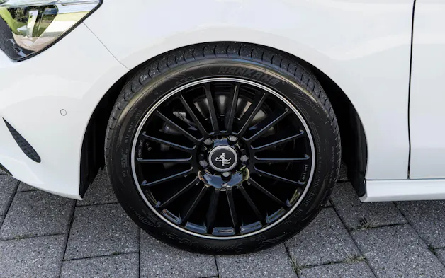MERCEDES-BENZ CLA Shooting Brake 200 7G EXCLUSIV KESKIN