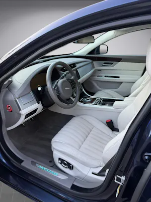 Jaguar XF 30d Portfolio Automatic