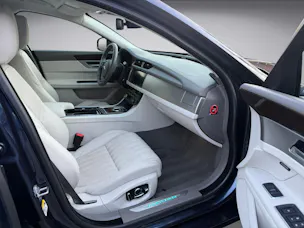 Jaguar XF 30d Portfolio Automatic