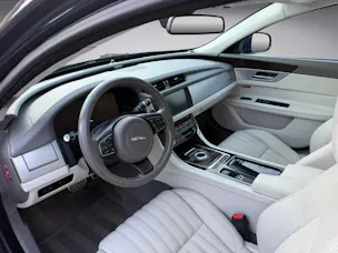 Jaguar XF 30d Portfolio Automatic
