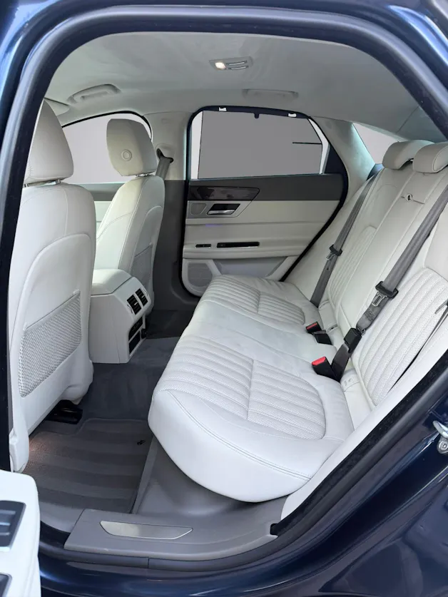 Jaguar XF 30d Portfolio Automatic