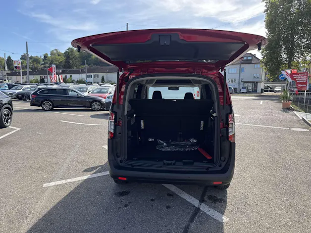 FORD Tourneo Courier 1.0 EcoBoost Titanium Automat