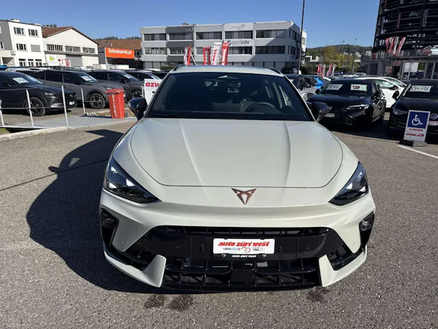 CUPRA LEON ST 1.5 eTSi DSG-Automat