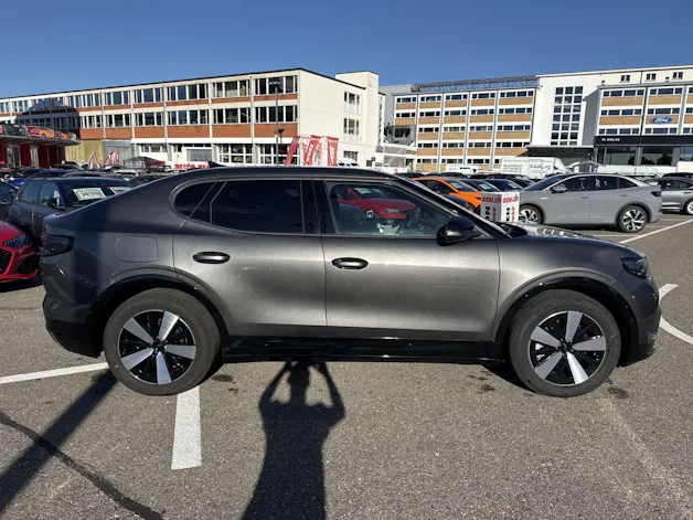 FORD Capri Elektro 79kWh Dual Extended Range 340PS AWD Automat