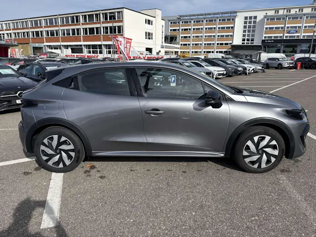 RENAULT Clio 1.2 TCe Evolution NEUES MODELL EDC-Automat
