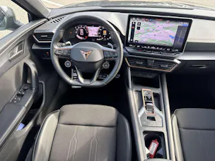 CUPRA LEON ST 1.5 eTSI DSG-Automat