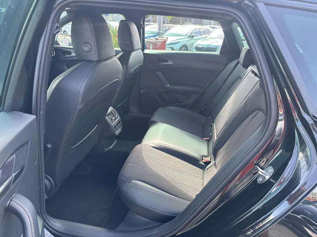 CUPRA LEON ST 1.5 eTSI DSG-Automat