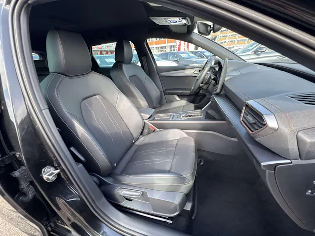 CUPRA LEON ST 1.5 eTSI DSG-Automat