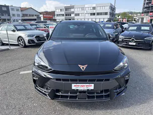 CUPRA LEON ST 1.5 eTSI DSG-Automat