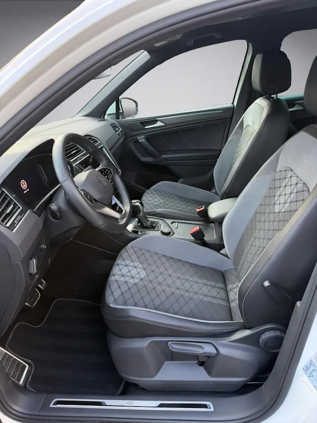VW Tiguan 2.0 TDI SCR R-Line 4Motion DSG * Facelift * 200PS * R Line * Highline *