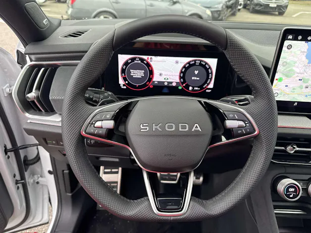 SKODA Kodiaq 2.0 TDi Sportline 7-Plätzer 4x4 DSG-Automat