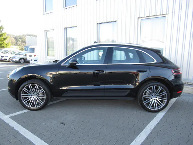 PORSCHE Macan S PDK