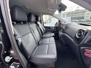 MERCEDES-BENZ Vito 116 CDi 9-Plätzer Lang Select Tourer G-Tr. Automat