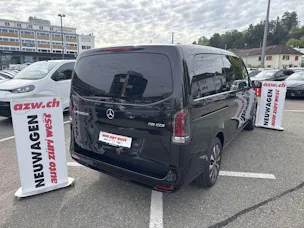 MERCEDES-BENZ Vito 116 CDi 9-Plätzer Lang Select Tourer G-Tr. Automat