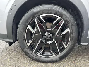 PEUGEOT 5008 145 Hybrid GT 7-Plätzer e-DCS-Automat