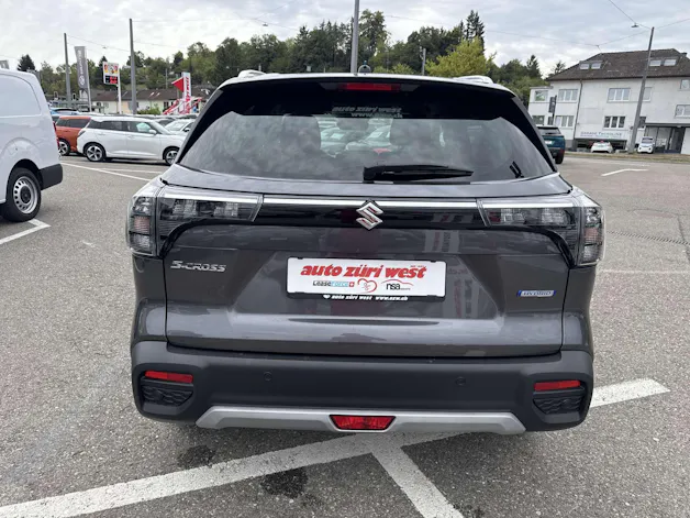 Suzuki S-Cross 1.4 16V Compact+ 4WD MHD Automat