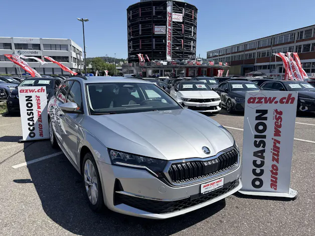SKODA Octavia Combi 2.0 TDi Selection DSG-Automat