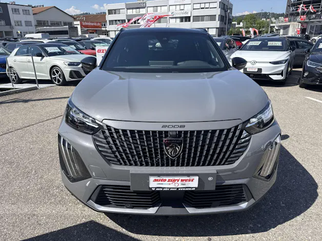 PEUGEOT 2008 1.2 PureTech GT Automat