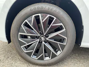 SKODA Kamiq 1.0 TSi Selection Black DSG-Automat