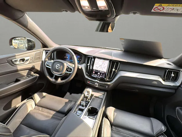 VOLVO XC60 B4 Diesel Mild Hybrid AWD Plus Dark Geartronic