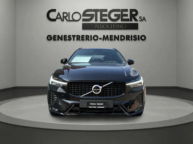 VOLVO XC60 B4 Diesel Mild Hybrid AWD Plus Dark Geartronic