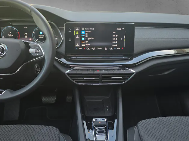 SKODA Octavia Combi 2.0 TSI Style DSG 4x4