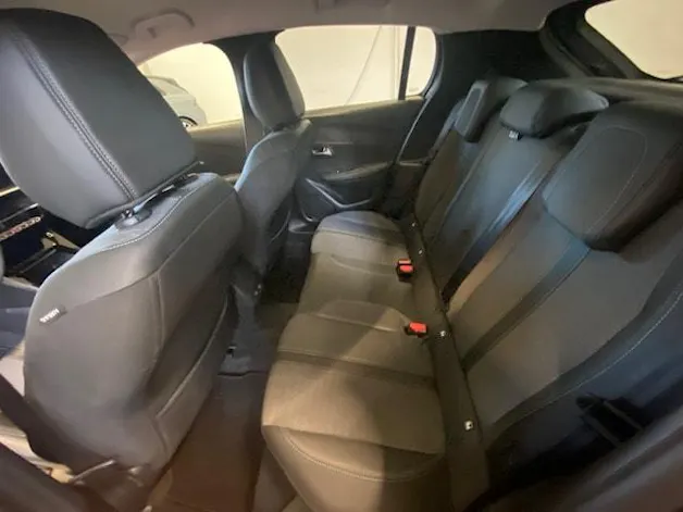 PEUGEOT 208 1.2 PureTech Allure Pack EAT8