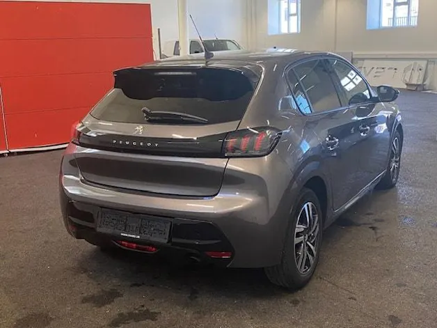 PEUGEOT 208 1.2 PureTech Allure Pack EAT8