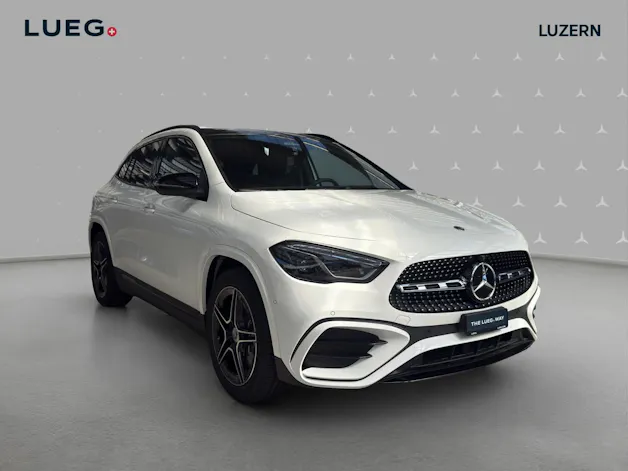 MERCEDES-BENZ GLA 250 4Matic 8G-DCT Swiss Star