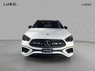 MERCEDES-BENZ GLA 250 4Matic 8G-DCT Swiss Star
