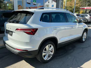 SKODA Karoq Selection *** FAHRZEUG HAT HAGELSCHADEN ***