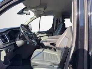 FORD Tourneo Custom 320 L2 2.0 TDCi 185 Titanium