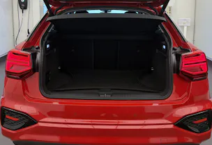AUDI Q2 40 TFSI advanced Attraction quattro S-tronic