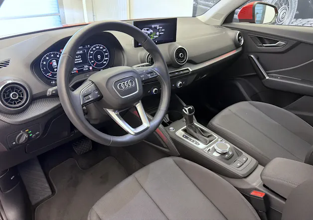 AUDI Q2 40 TFSI advanced Attraction quattro S-tronic