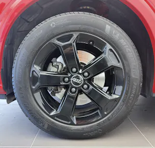 AUDI Q2 40 TFSI advanced Attraction quattro S-tronic