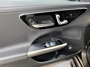 MERCEDES-BENZ C 300 T 4Matic AMG Line