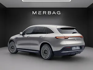 MERCEDES-BENZ EQC 400 AMG Line 4Matic