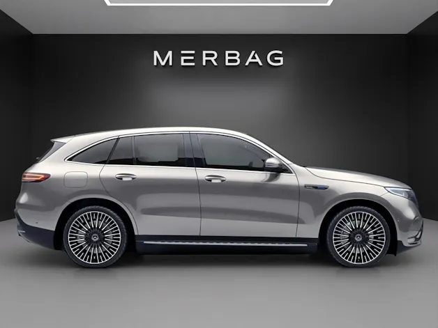 MERCEDES-BENZ EQC 400 AMG Line 4Matic